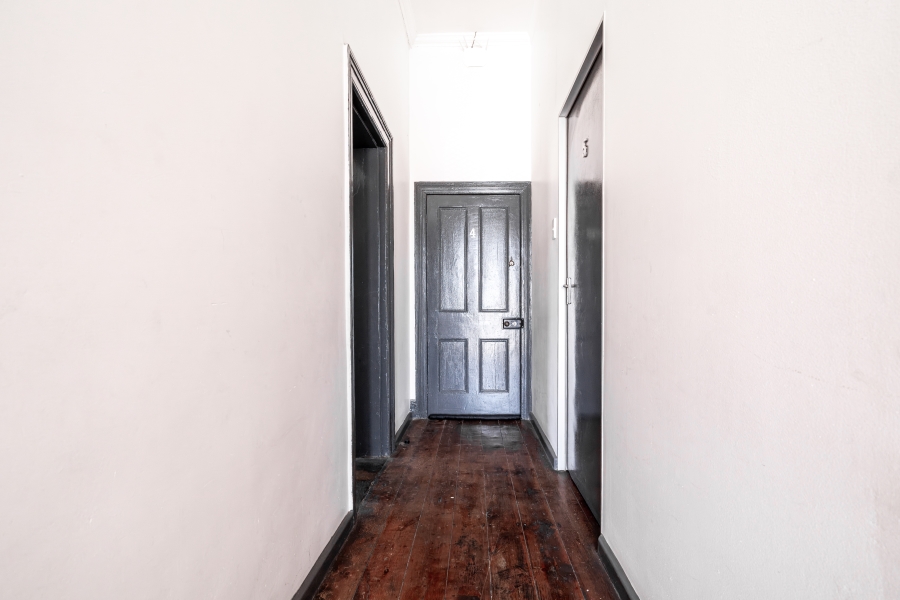 To Let 9 Bedroom Property for Rent in Maitland Western Cape